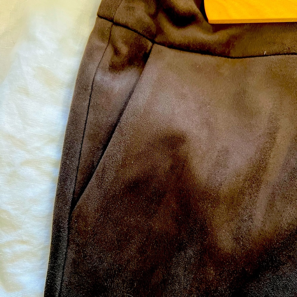 Suede lightweight pants